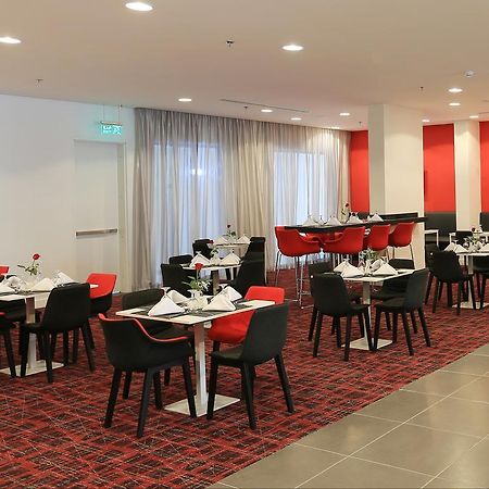 Ramada Encore Al Khobar Olaya Bagian luar foto