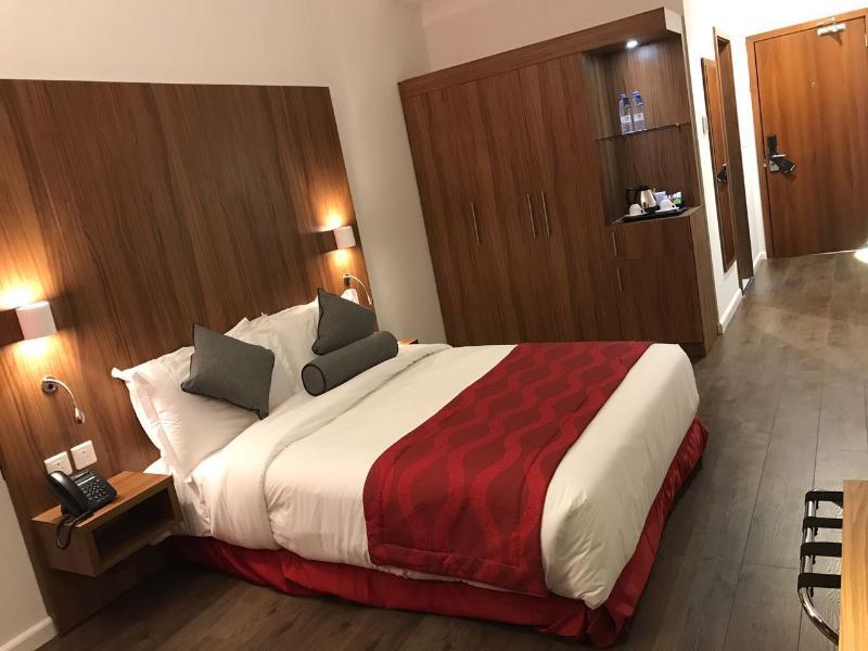 Ramada Encore Al Khobar Olaya Bagian luar foto