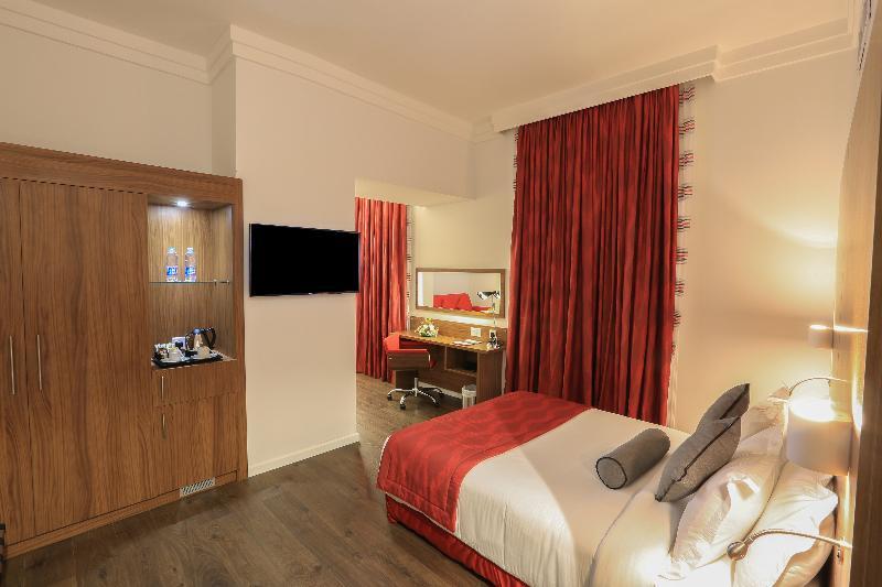Ramada Encore Al Khobar Olaya Bagian luar foto