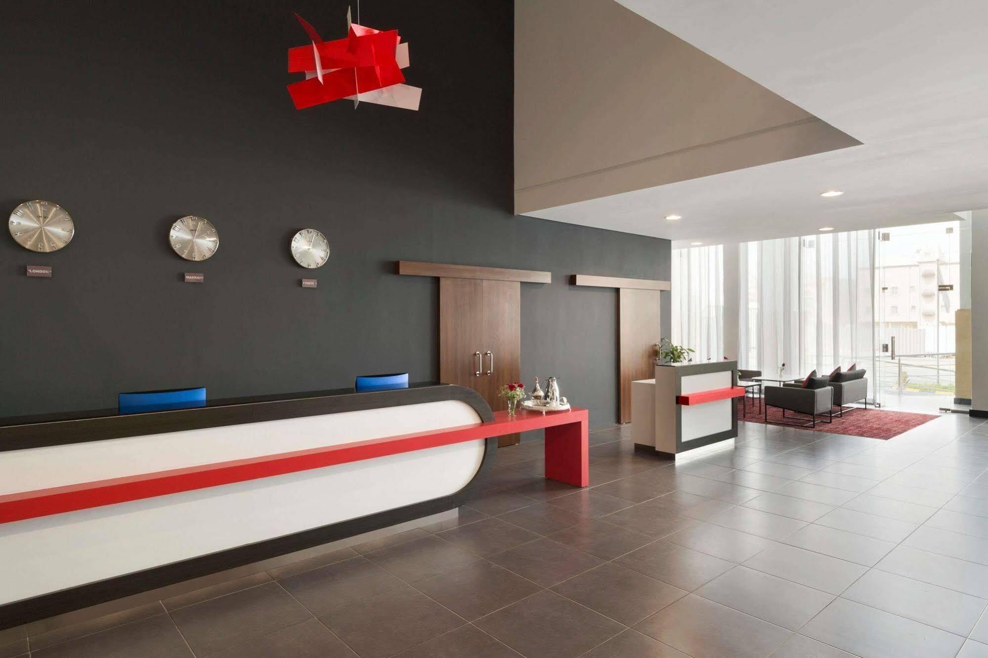 Ramada Encore Al Khobar Olaya Bagian luar foto
