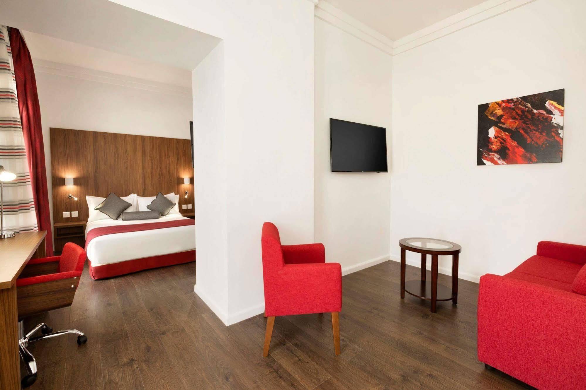 Ramada Encore Al Khobar Olaya Bagian luar foto