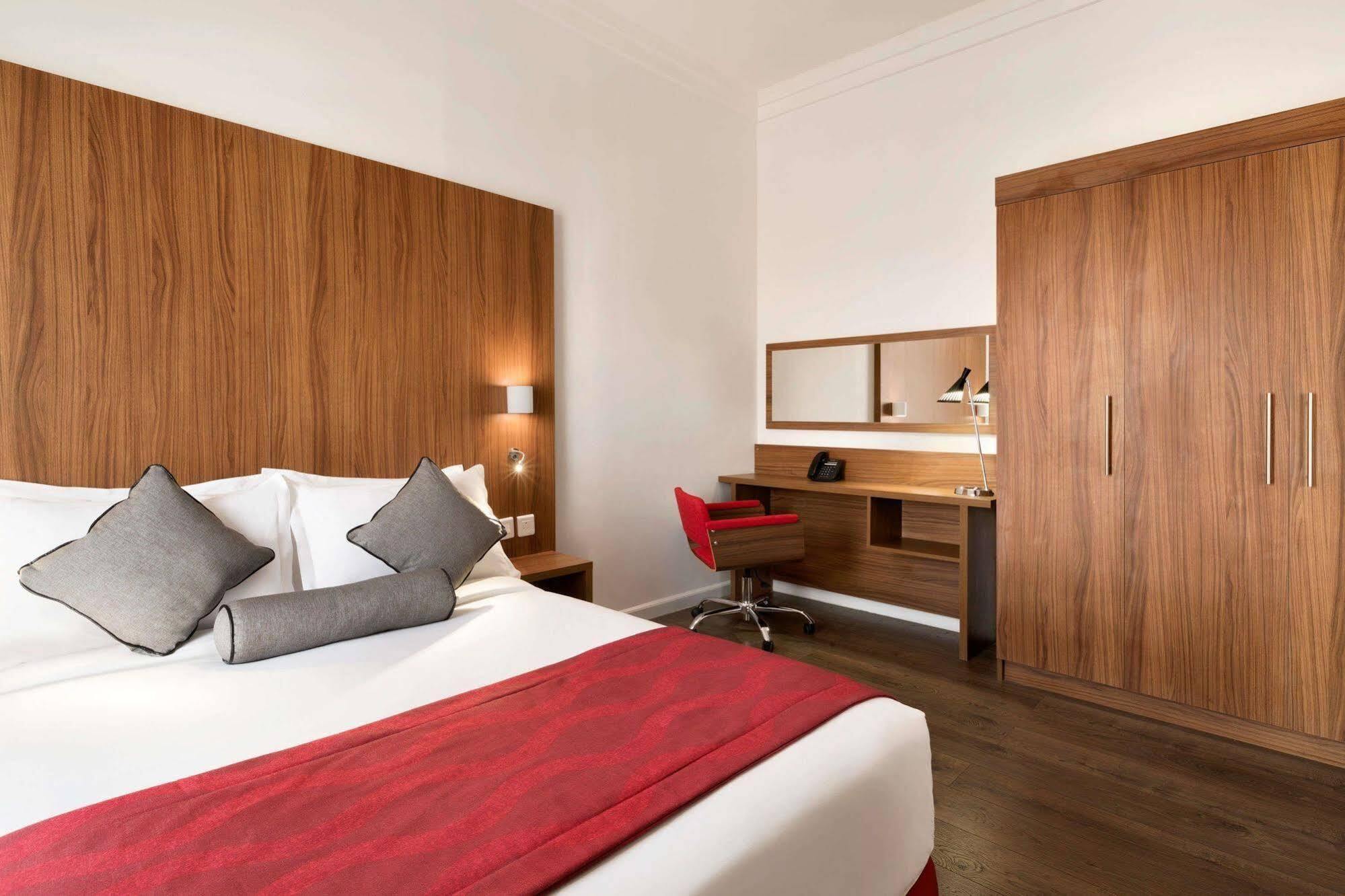 Ramada Encore Al Khobar Olaya Bagian luar foto