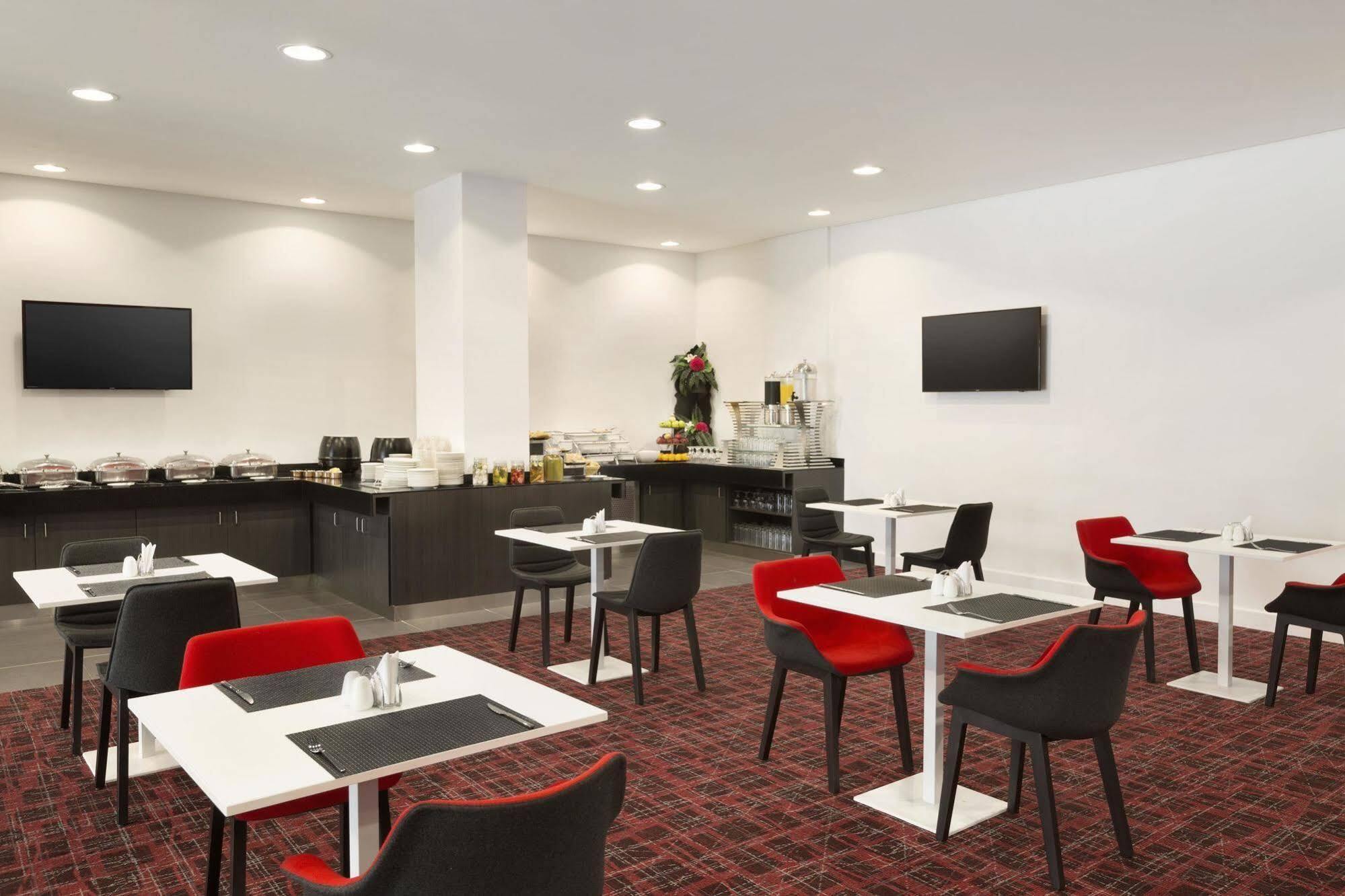 Ramada Encore Al Khobar Olaya Bagian luar foto