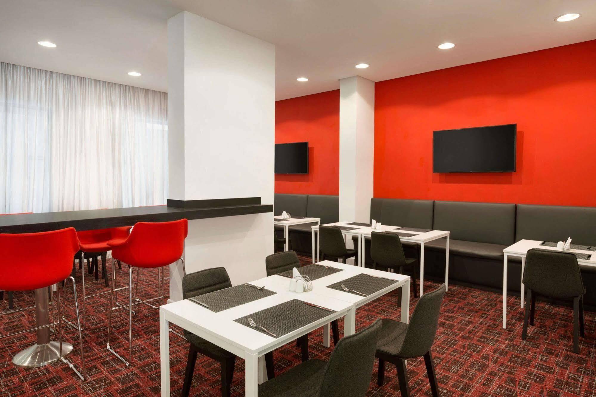Ramada Encore Al Khobar Olaya Bagian luar foto